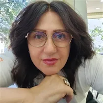Alina söker industrilokal, butik eller klinik för uthyrning i Halmstad